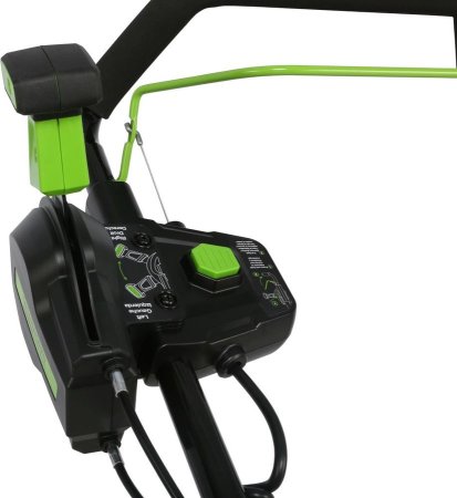 Снегоуборщик аккумуляторный GREENWORKS GD82, 82V,  см, бесщеточный Снегоуборщик аккумуляторный GREENWORKS GD82, 82V,  см, бесщеточный