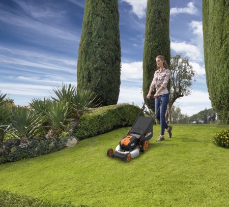 Газонокосилка аккумуляторная WORX WG751E, 40В, 48 см, 2*4,0 Ач, двойное ЗУ 2x2A Газонокосилка аккумуляторная WORX WG751E, 40В, 48 см, 2*4,0 Ач, двойное ЗУ 2x2A