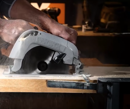 Дисковая пила WORX WX445 электрическая 220V, 1600Вт, 190мм