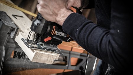 Лобзик WORX WX477.1 электрический 220V, 500Вт, в кейсе Лобзик WORX WX477.1 электрический 220V, 500Вт, в кейсе