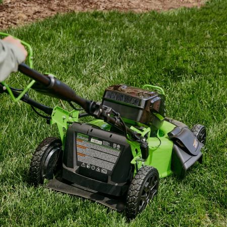 Газонокосилка аккумуляторная GREENWORKS GC82HPLM51 Арт. 2518907, 82V, 51 см, бесщеточная Газонокосилка аккумуляторная GREENWORKS GC82HPLM51 Арт. 2518907, 82V, 51 см, бесщеточная