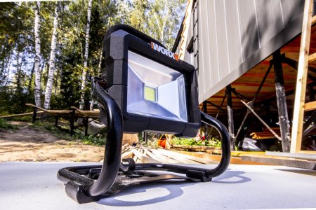 Прожектор аккумуляторный WORX WX026.9, 1500лм, 20В