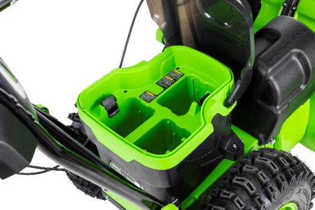 Снегоуборщик аккумуляторный самоходный Greenworks GD82ST56