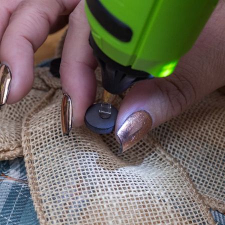 Пистолет клеевой аккумуляторный GREENWORKS G24GLG (3502207) 24 V, без АКБ и ЗУ