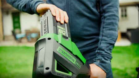 Триммер аккумуляторный GREENWORKS GD60BCB, 60V, 40 см, бесщеточный, c велосипедной ручкой Триммер аккумуляторный GREENWORKS GD60BCB, 60V, 40 см, бесщеточный, c велосипедной ручкой